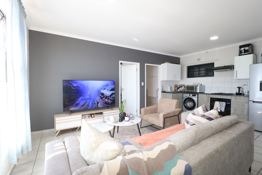 To Let 2 Bedroom Property for Rent in Parklands Western Cape